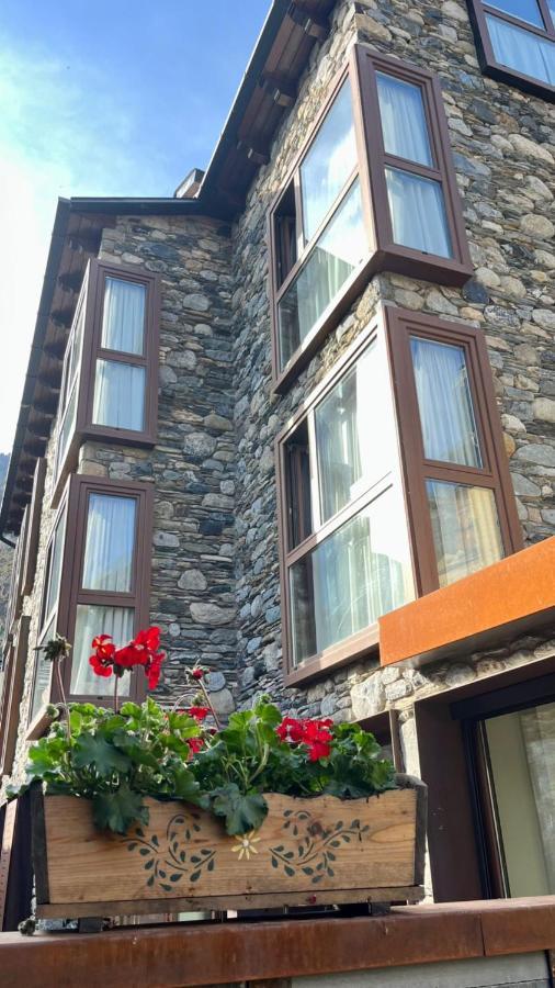 Hotel Boutique La Neu Benasque Zewnętrze zdjęcie