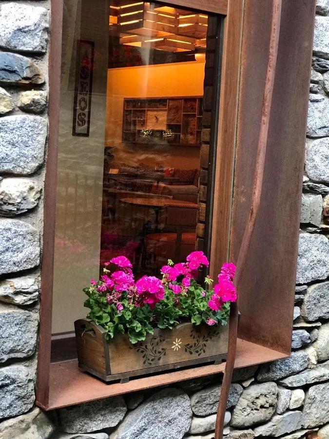 Hotel Boutique La Neu Benasque Zewnętrze zdjęcie