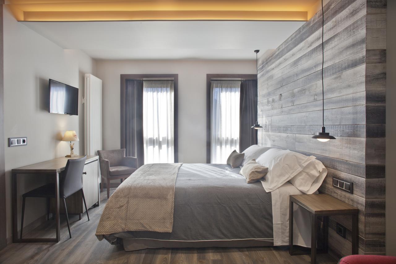 Hotel Boutique La Neu Benasque Zewnętrze zdjęcie